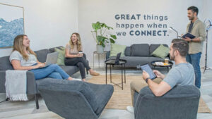 The Advantages of Working in a Coworking Space: Productivity, Community, and Growth Opportunities